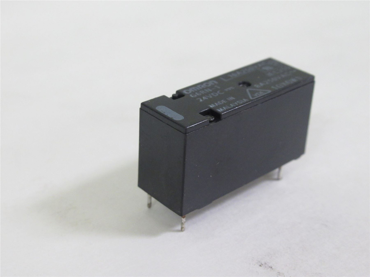 Omron G6RN-1 DC24; Lot-15 Gen Purpose Relay; 24VDC; 8A; 9.2mA