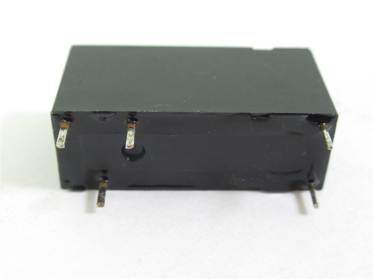 Omron G6RN-1 DC24; Lot-15 Gen Purpose Relay; 24VDC; 8A; 9.2mA
