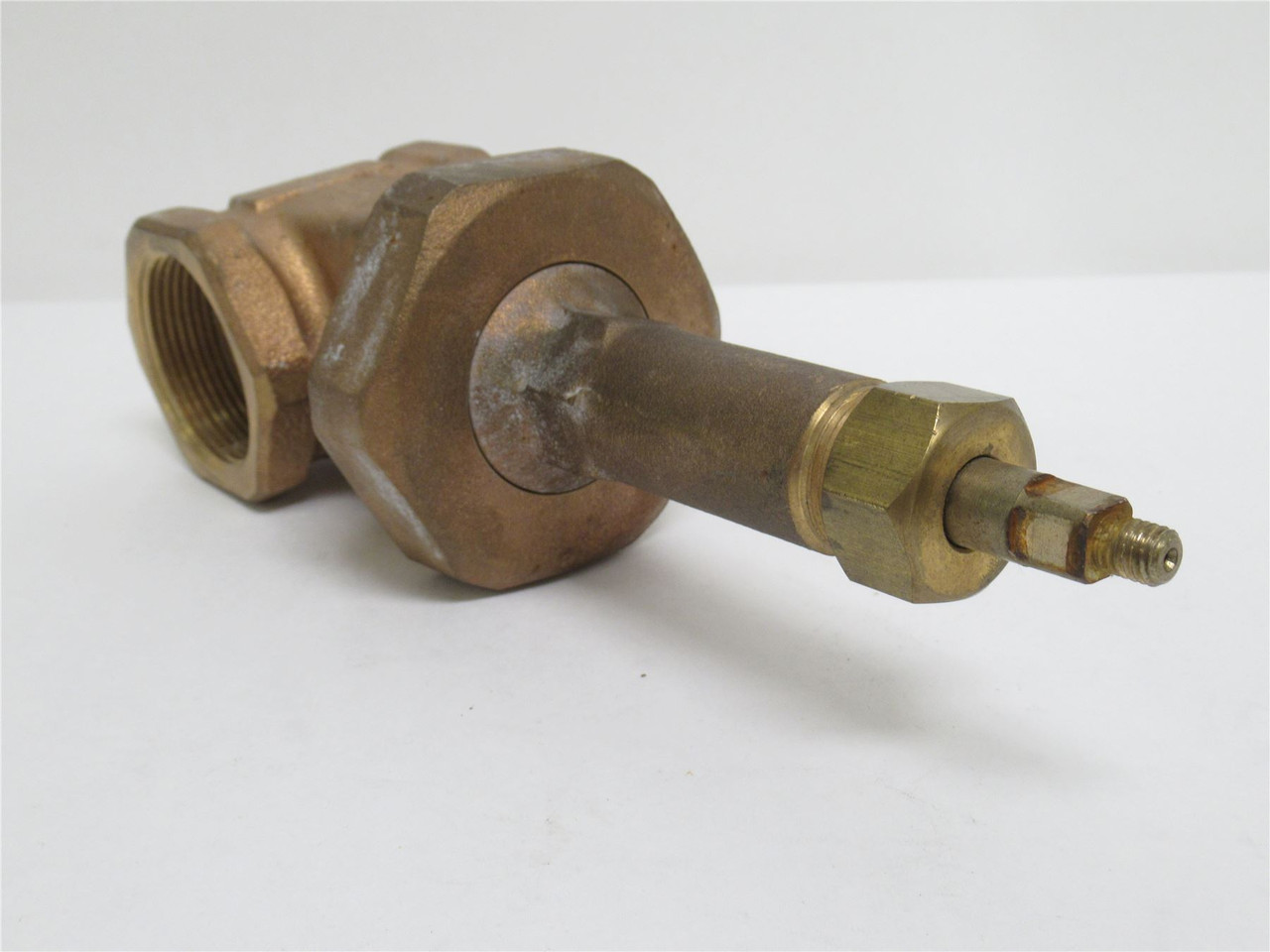 Industry-Std 1WEC6; Bronze Gate Valve 1-1/2NPT NO Handle