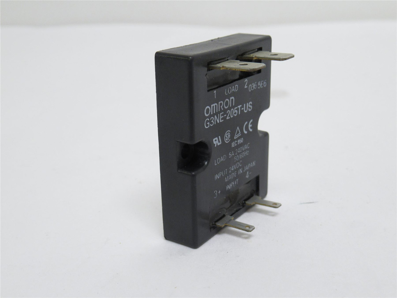 Omron G3NE-205T-US; Solid State Relay W/Heat Sink 20-28VDC