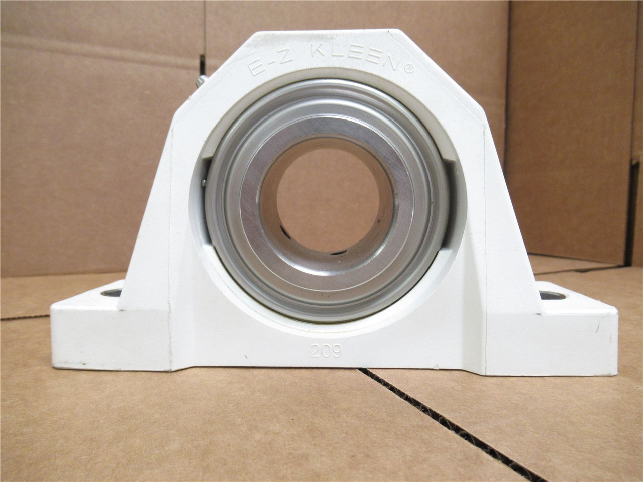 Dodge P2B-SCEZ-111-PCR; Pillow Block Bearing 068495 1-11/16"ID