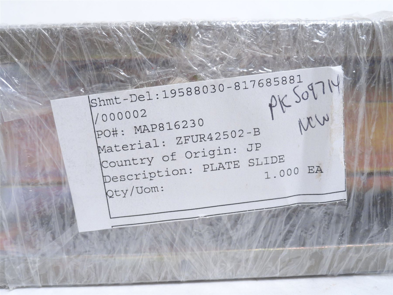 Cryovac ZFUR42502-B; Slide Plate; 15-3/4" Long x 3" Wide