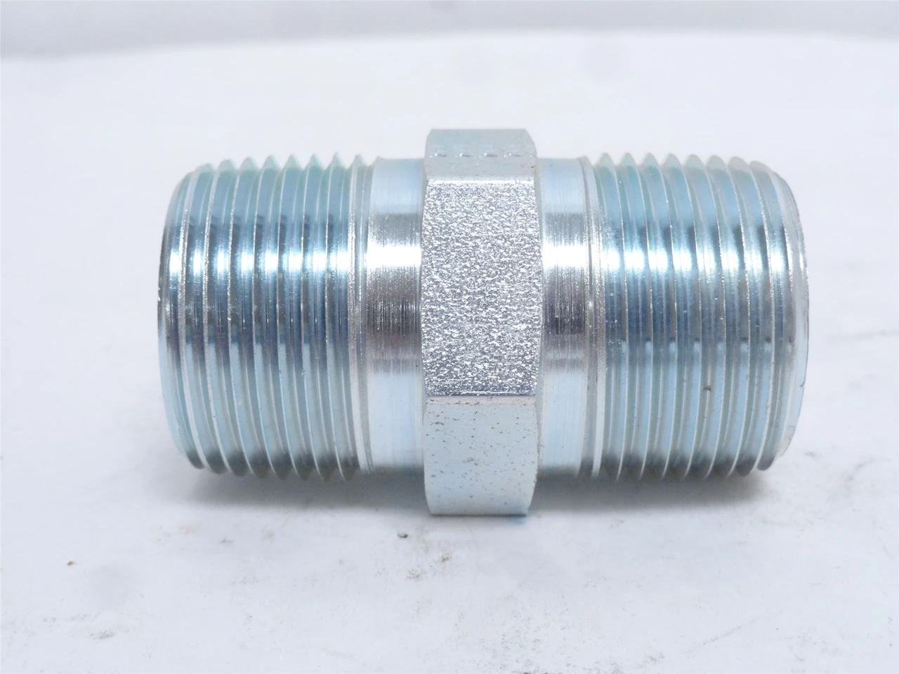 Brennan 5404-16-16; Steel Straight Adaptor; 1NPT x 1NPT