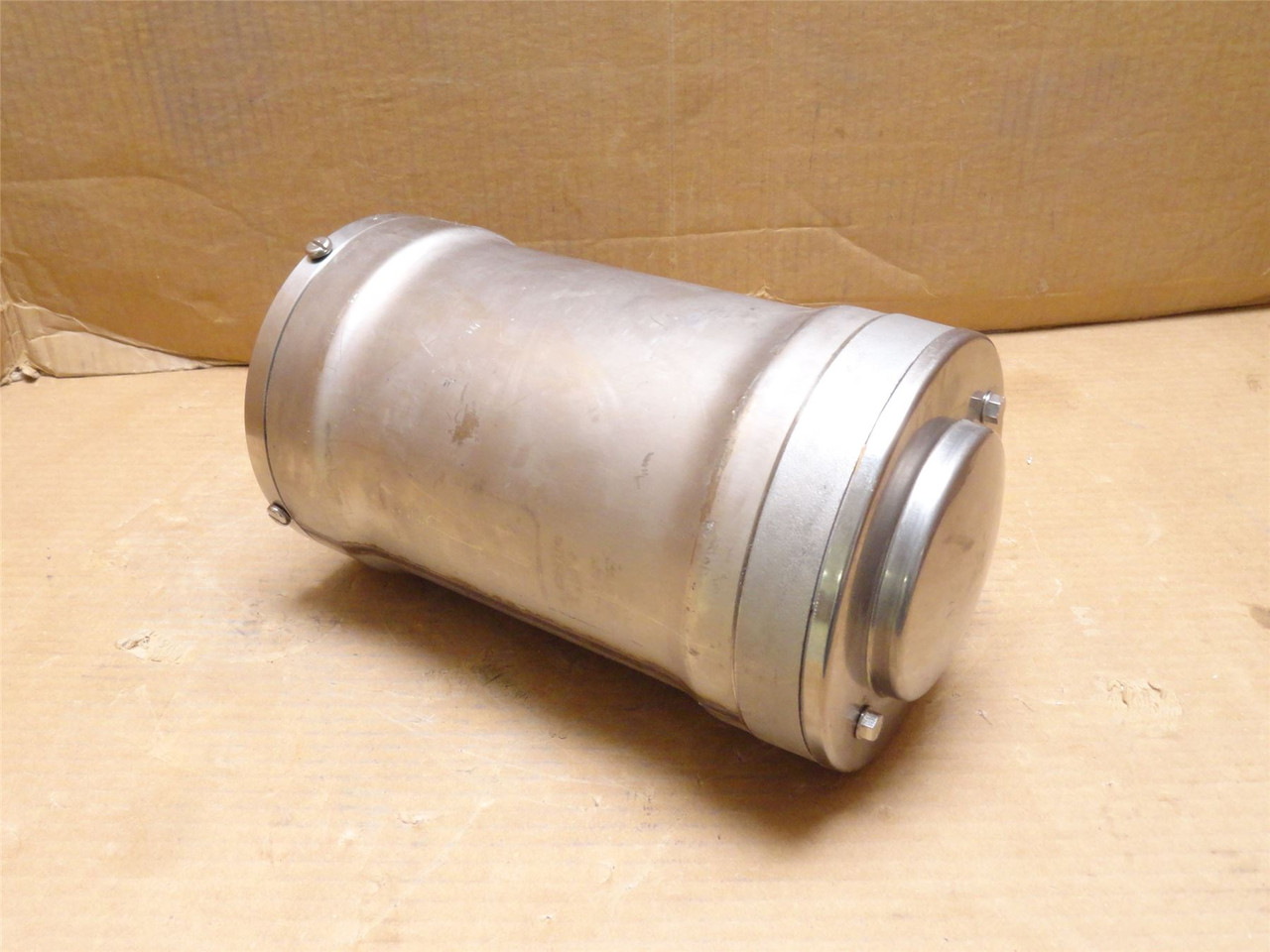 WEG 16554535; AC Motor; 1HP; 230/460V; 1725RPM; 3PH; 60Hz