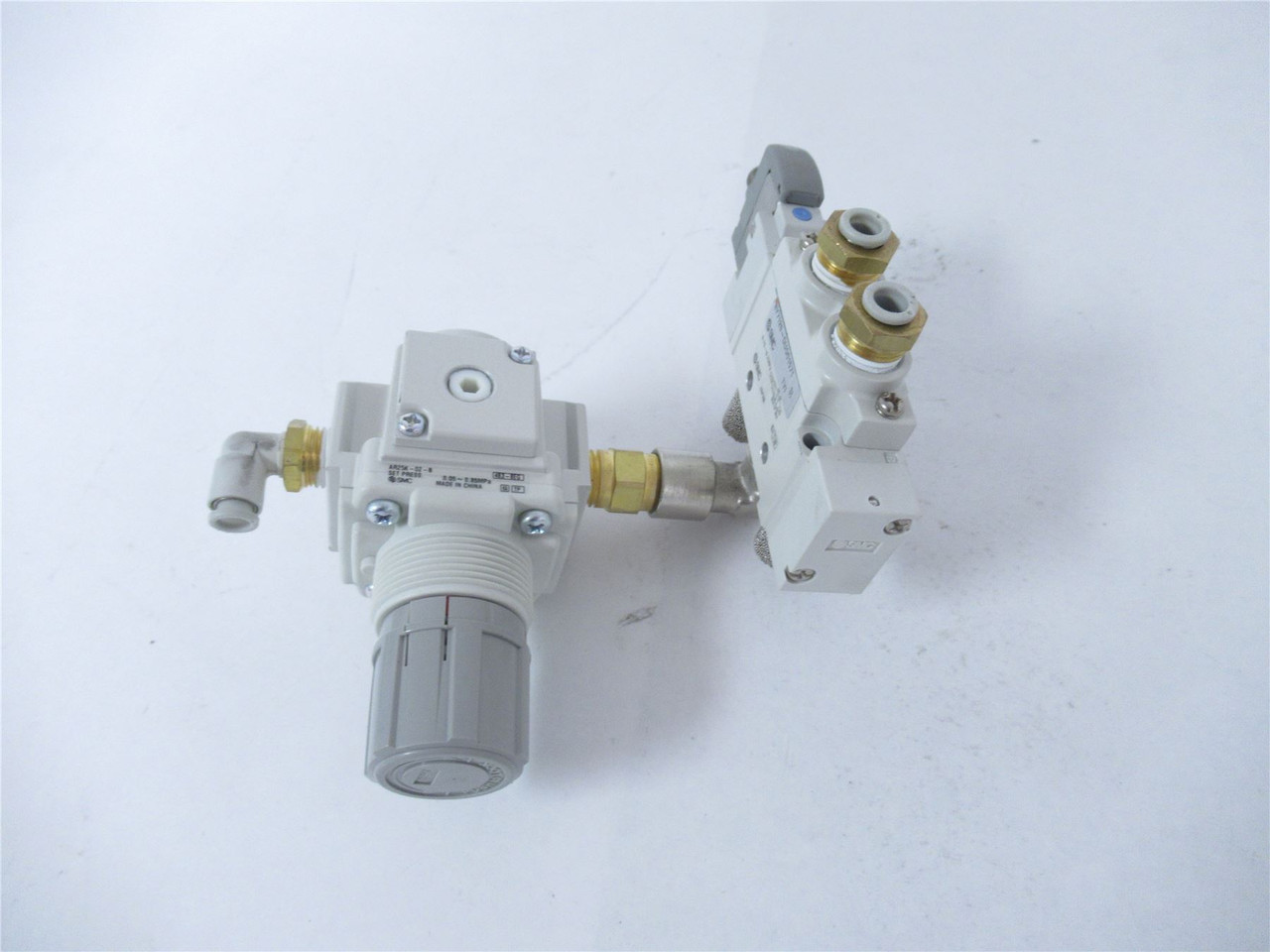 SMC AR25K-02-B/SY7120-DU001571; Solenoid & Regulator Aseembly