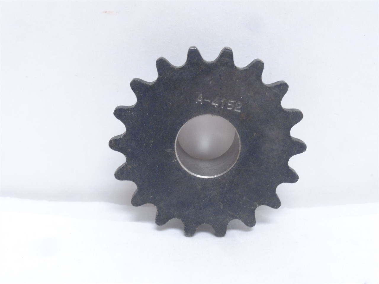Formax A-4152; Sprocket # 25; 18 Teeth; 1/2"ID; No Key Way