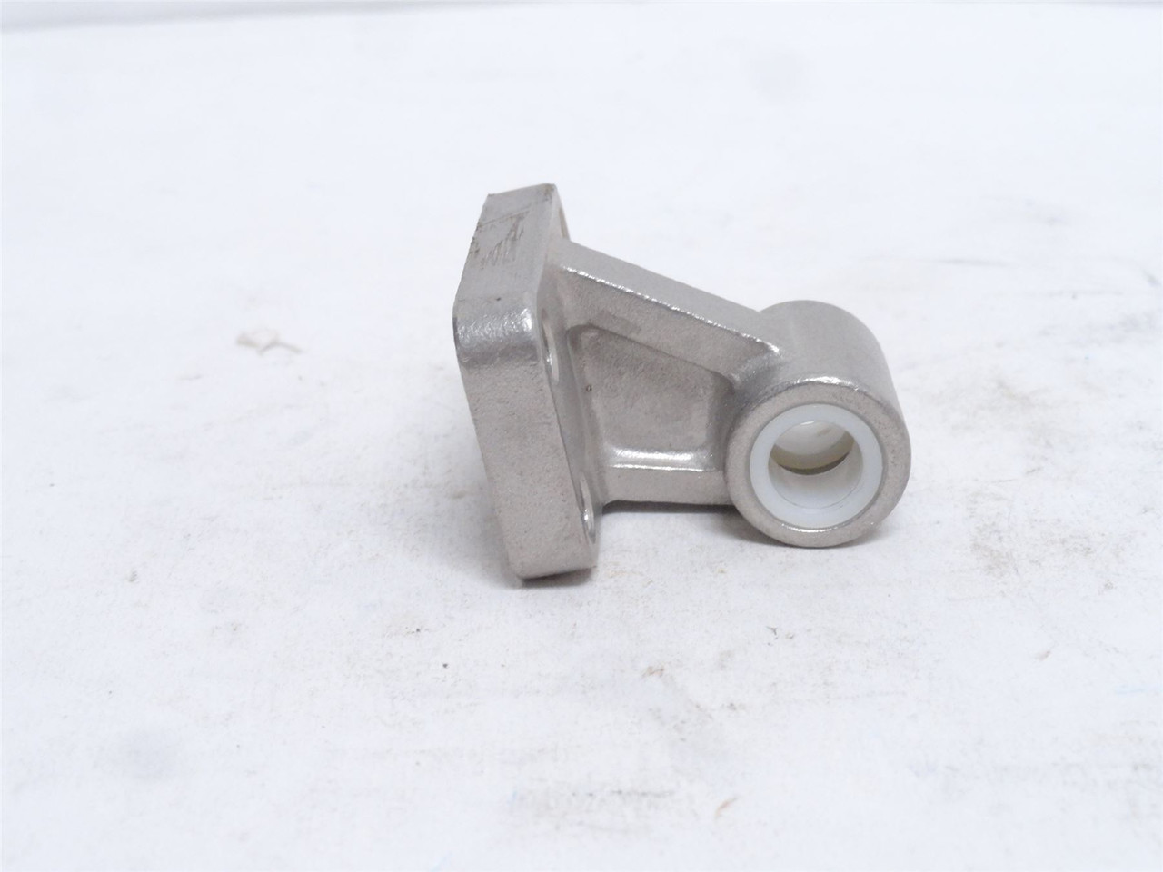 Festo 337817; Rear Air Cylinder Mount; Bushed; 10mmID