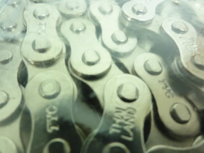 Tyco 08B-1RNP; Roller Chain; # 08B; 5 M Length