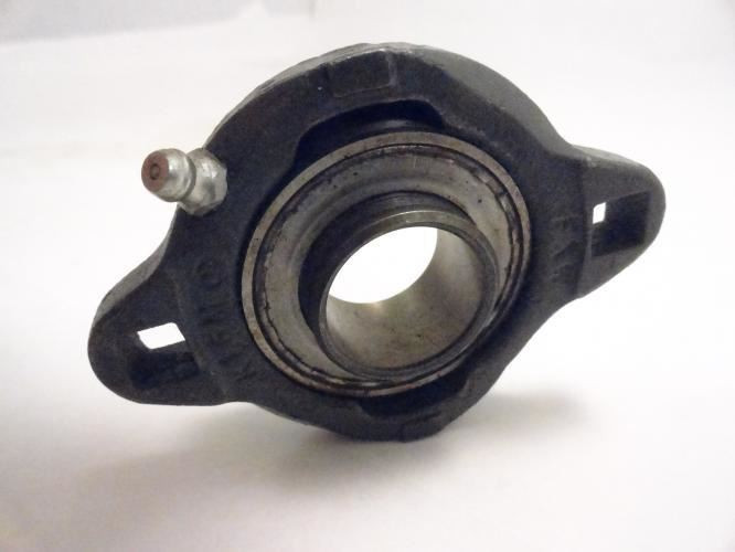 PTC FXRWG216UKZ; Flange Bearing 1"ID; NO Locking Collars