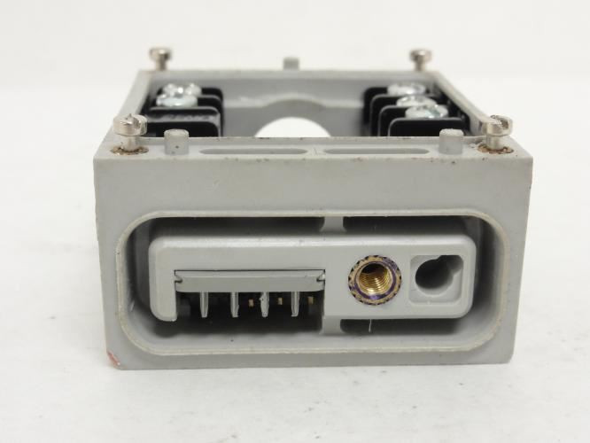 Allen-Bradley 42MTB-5000; Photo Electric Base; No Cover Plate