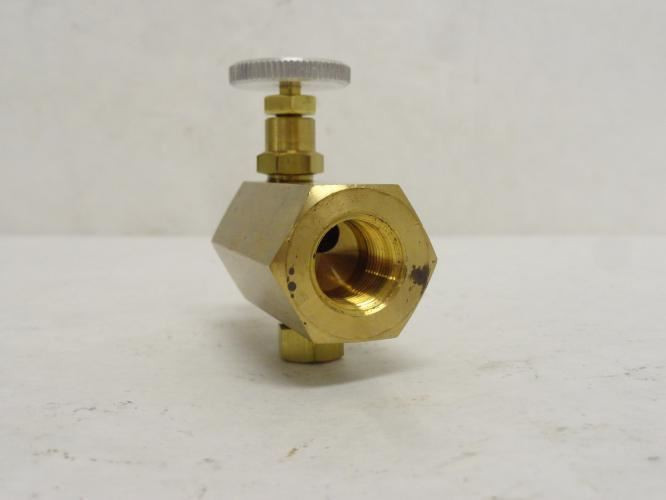 Deltrol FMF25BK; Brass Flow Control Valve; 3/8NPT