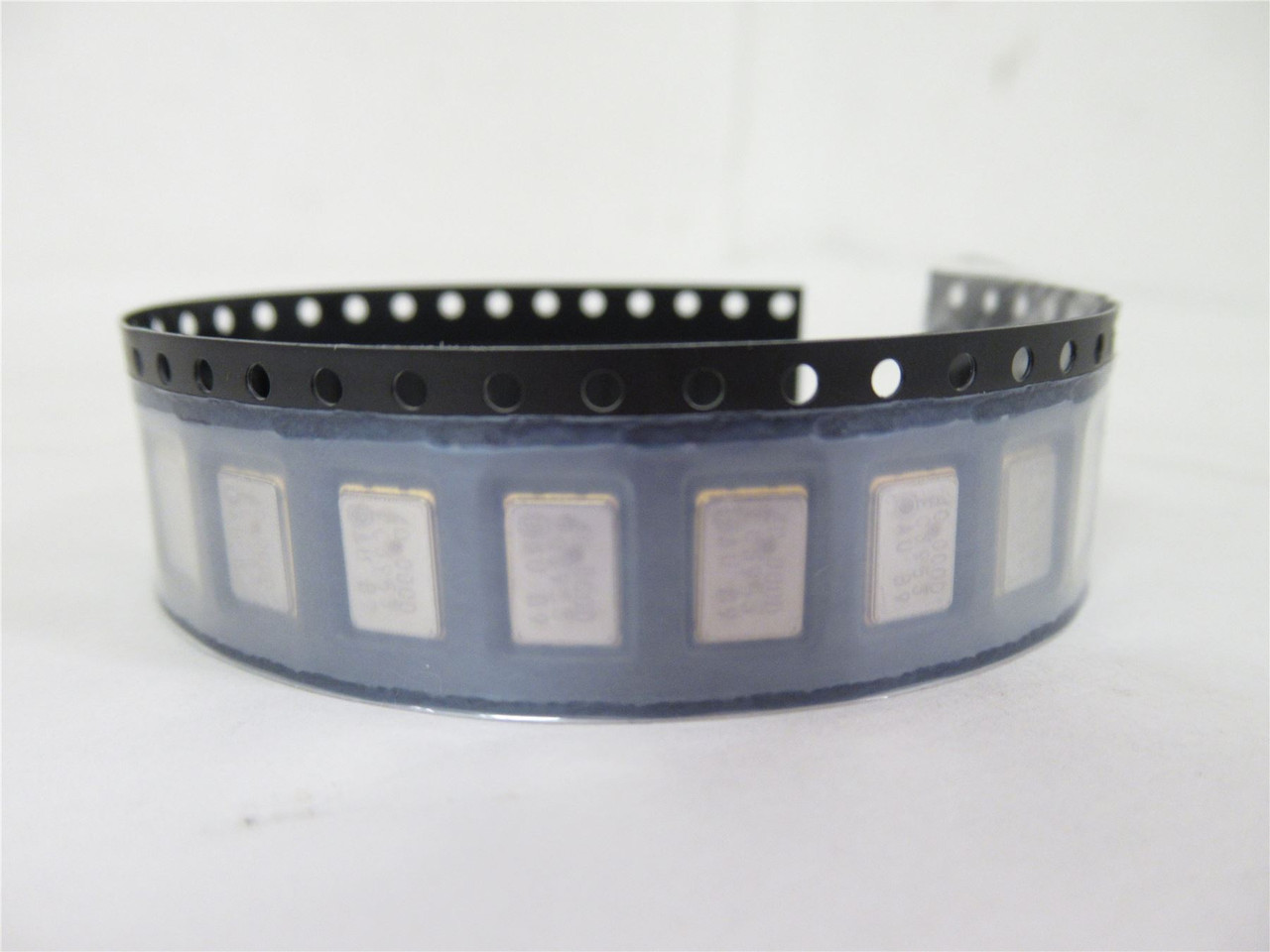 ECS ECS-3953M-400-AU-TR ; Lot-20 Oscillators; 40MHz; 3.3V