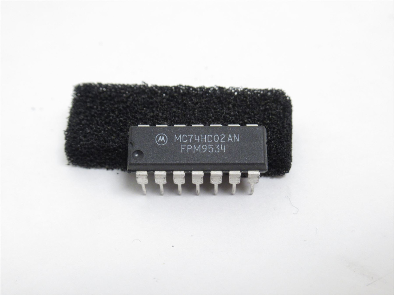 Motorola MC74HC02AN; Lot-20; Transceiver; 5.5V; 20SOIC