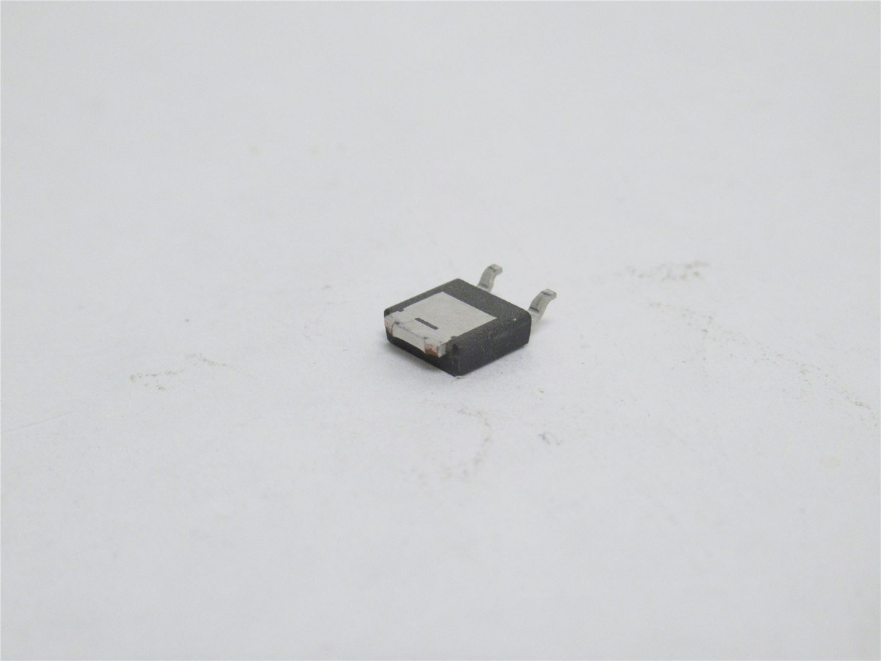 Sinyork J45H11; Lot-34 Transistors; 0.01A; 60VDC