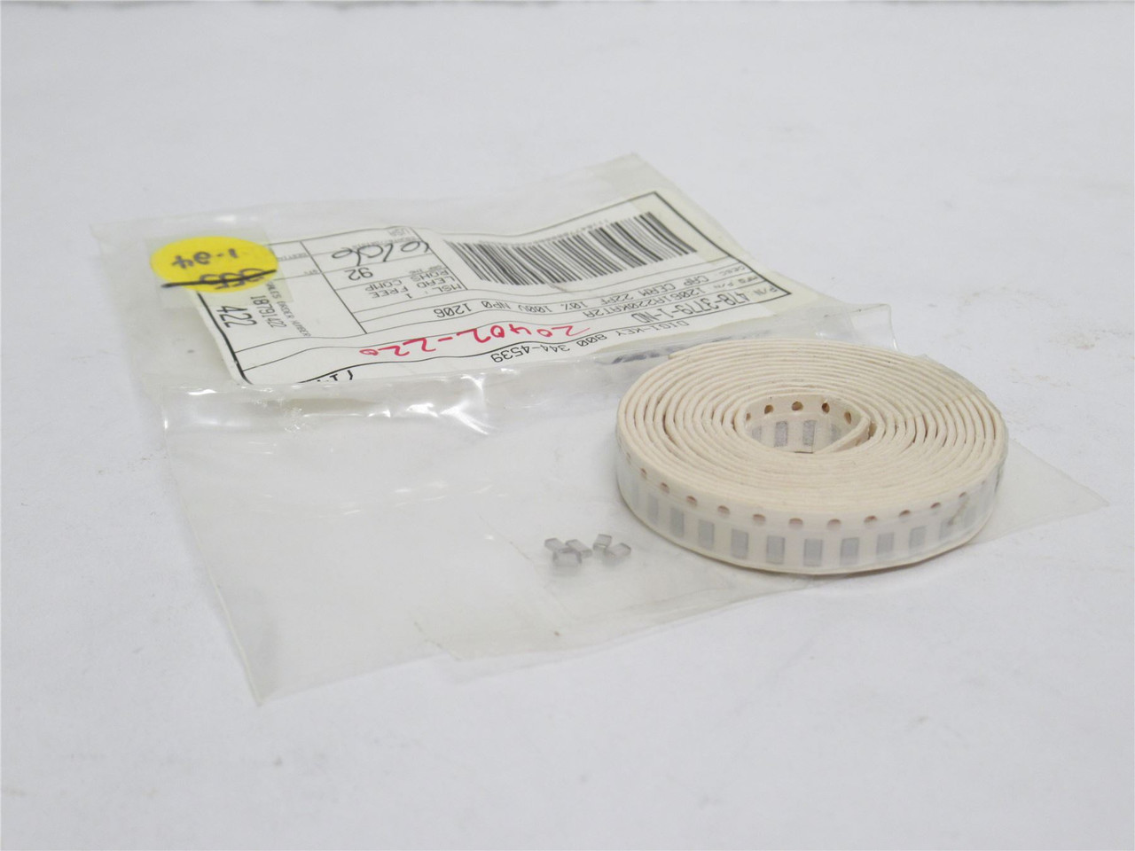 Kyocera 12061A220KAT2A;  Lot-300; Ceramic Capacitors 100V