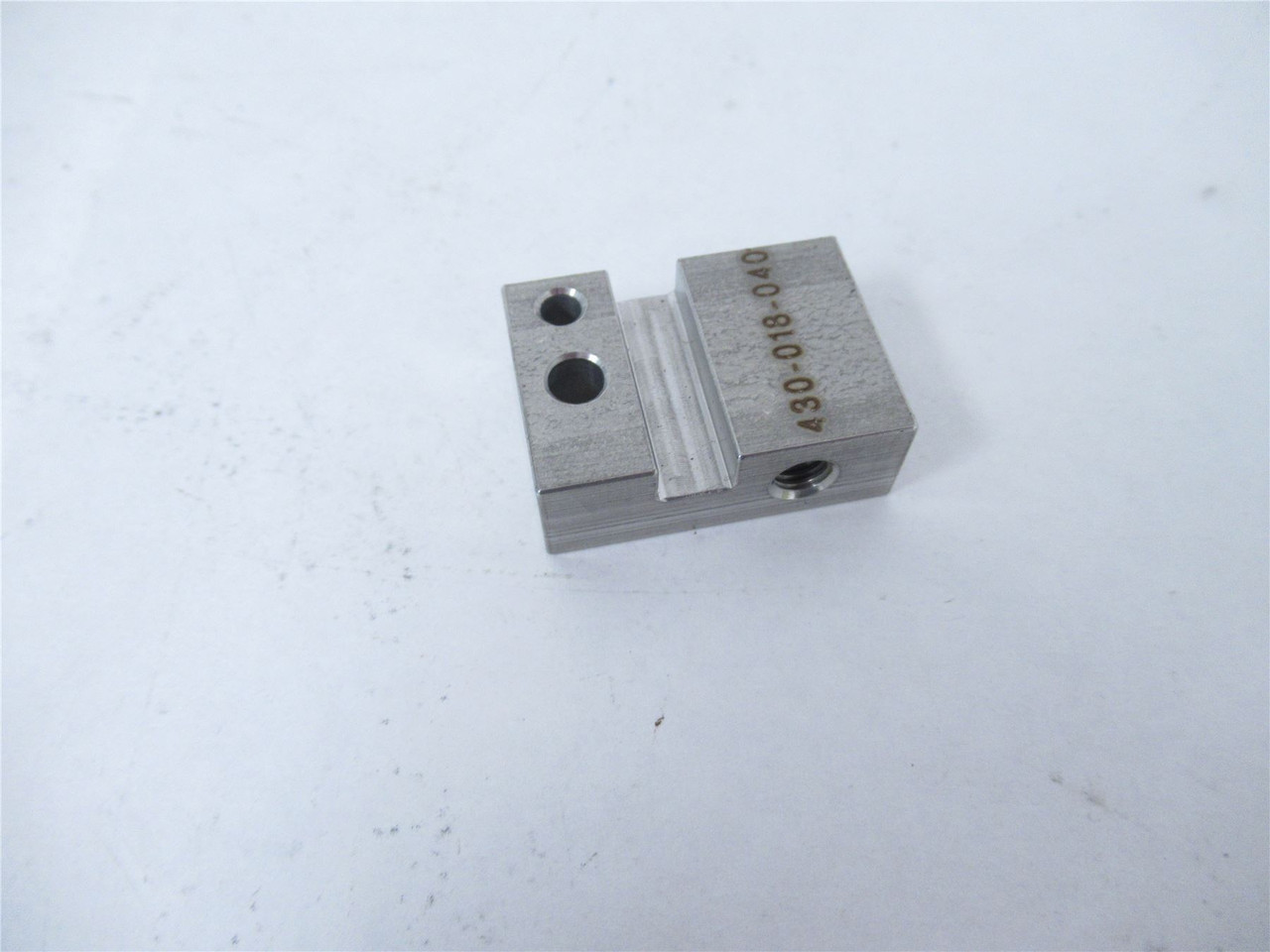 Tipper Tie 430-018-040; Block Magazine