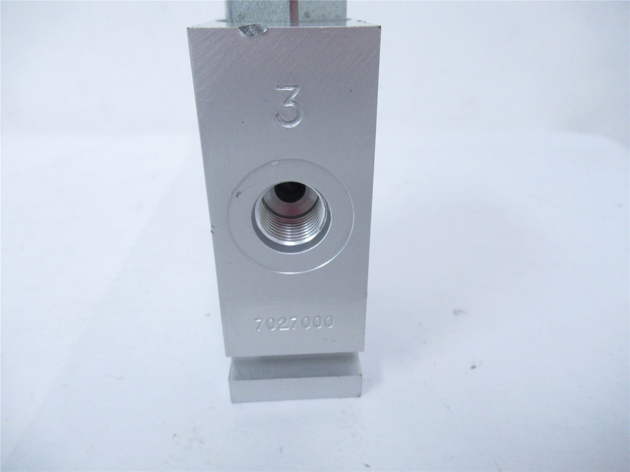 HydrForce FD50-45-6T-N-33; Pressure Divided FlowValve 5000psi