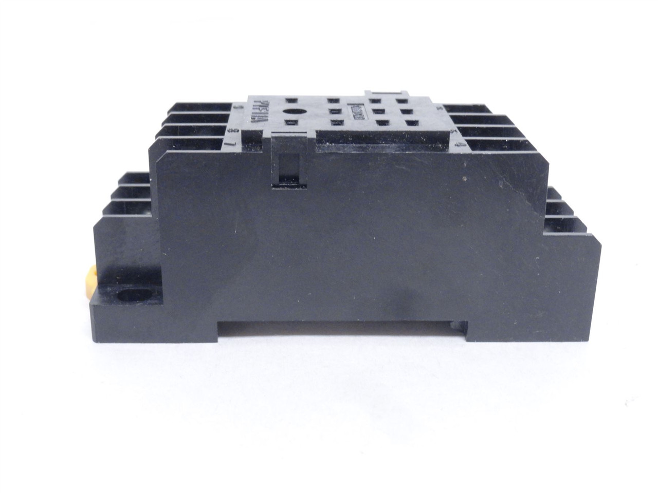 Omron PYF11A; Relay Socket; 11-Pin; 5A; 250VAC