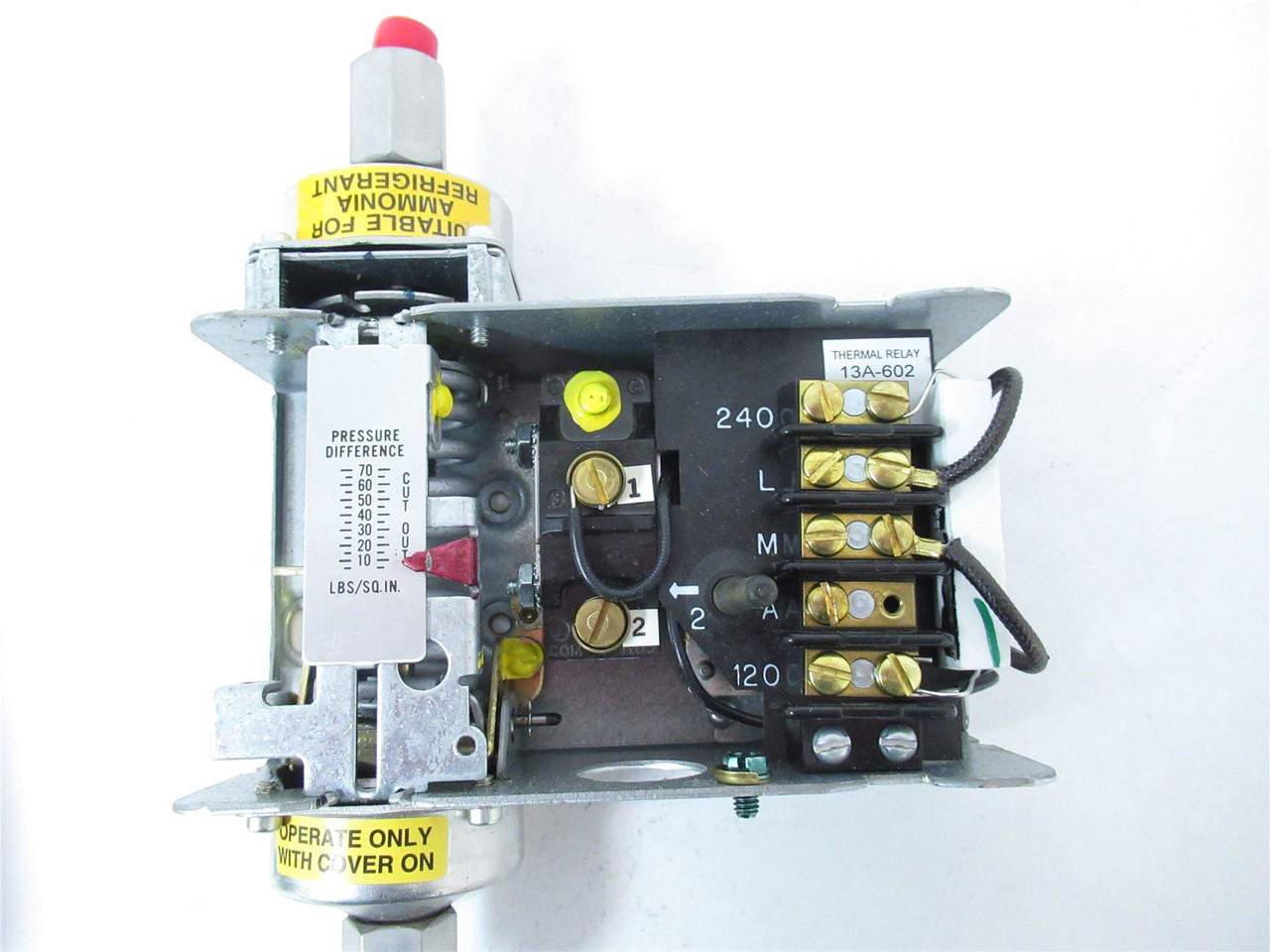 Johnson Control P28AN-1; Mechancial Lube Oil Pressure Control
