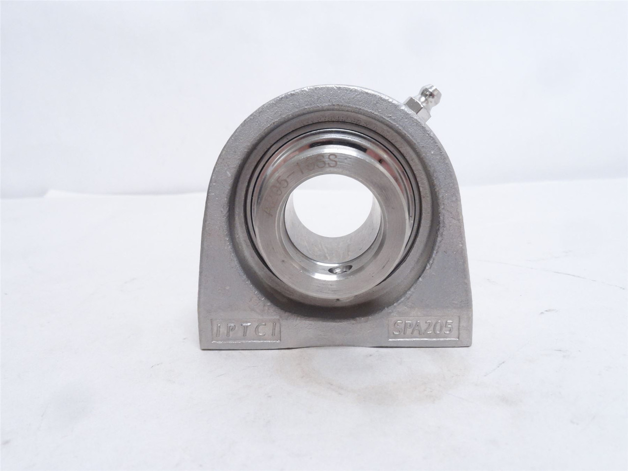 IPTCI SNASPA20516; Tapped Base Pillow Block Bearing; SS; 1"ID