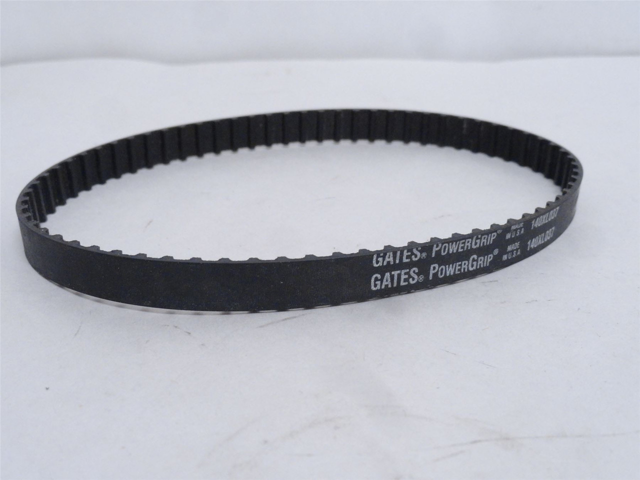 Gates 140XL037; Timing Belt; 14" Long; 3/8" Width; 70 Teeth