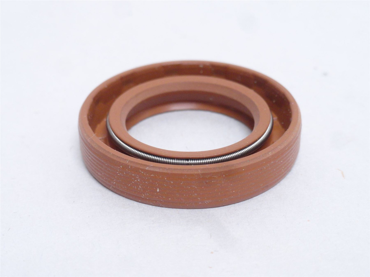 SKF 69228; Metric Oil Seal; 22mmID x 35mmOD x 7mm Width