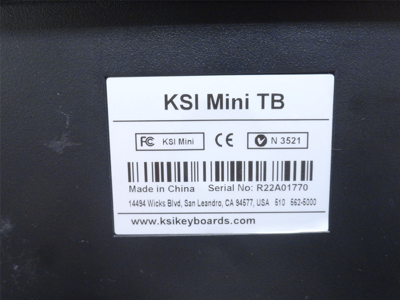 KSI Mini-TB; Mini-Keyboard; W/ Integrated Trackball Mouse