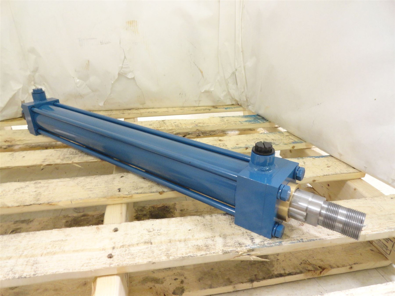 Aventics R433004542; Hyd Cylinder MP1-HHC; 2-1/2"B x 24"S