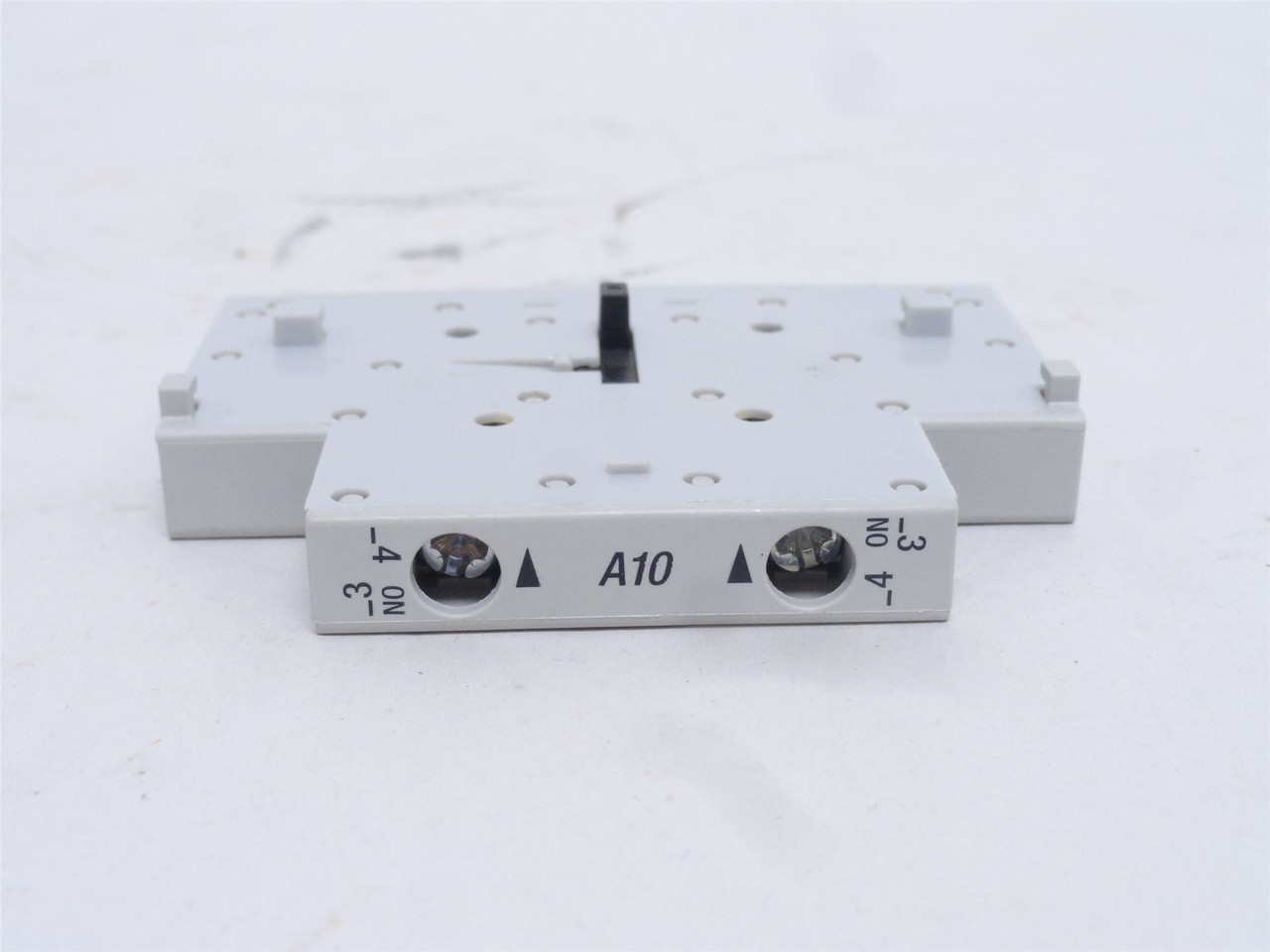 Allen-Bradley 100-SA10; Auxialary Contact; 10A; 600VAC; 1-NO
