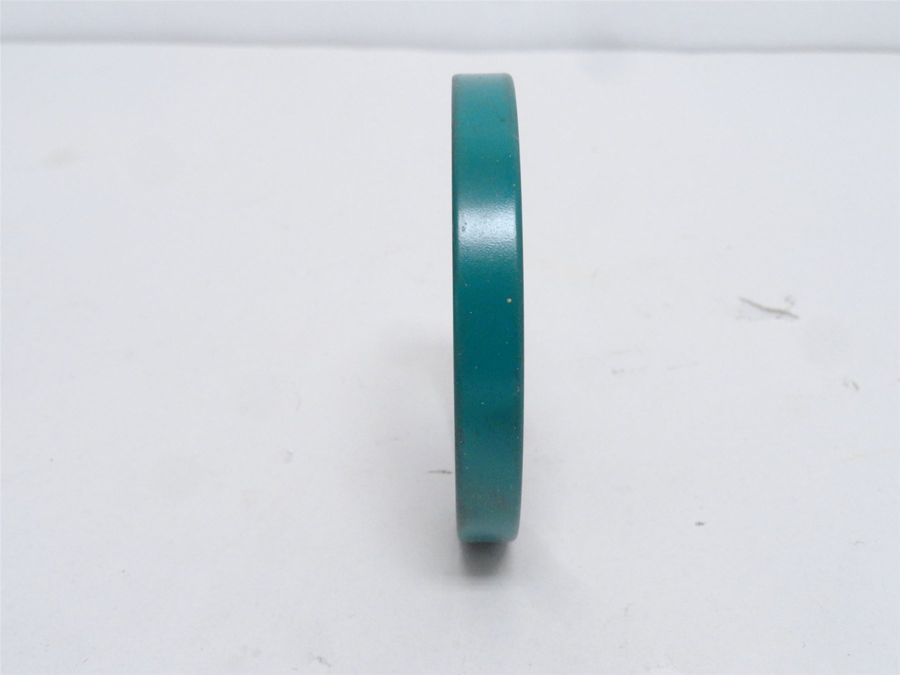 CR 21164; Double Lip Oil Seal 2-1/8"ID x 3"OD x 3/8" Wide