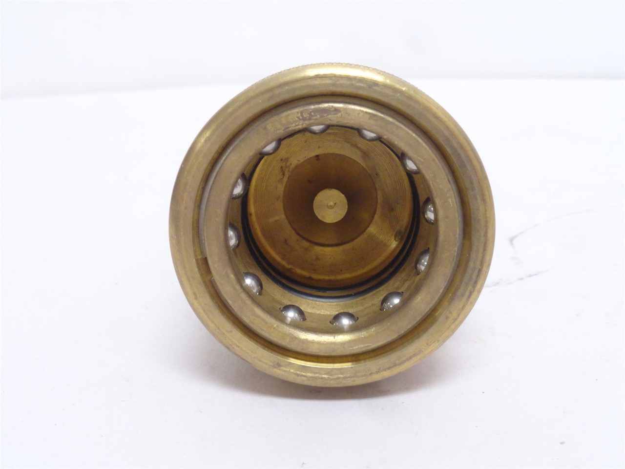 Foster H8B; Brass Two-Way Shut-off Socket; Size: 1"QD x 1NPT