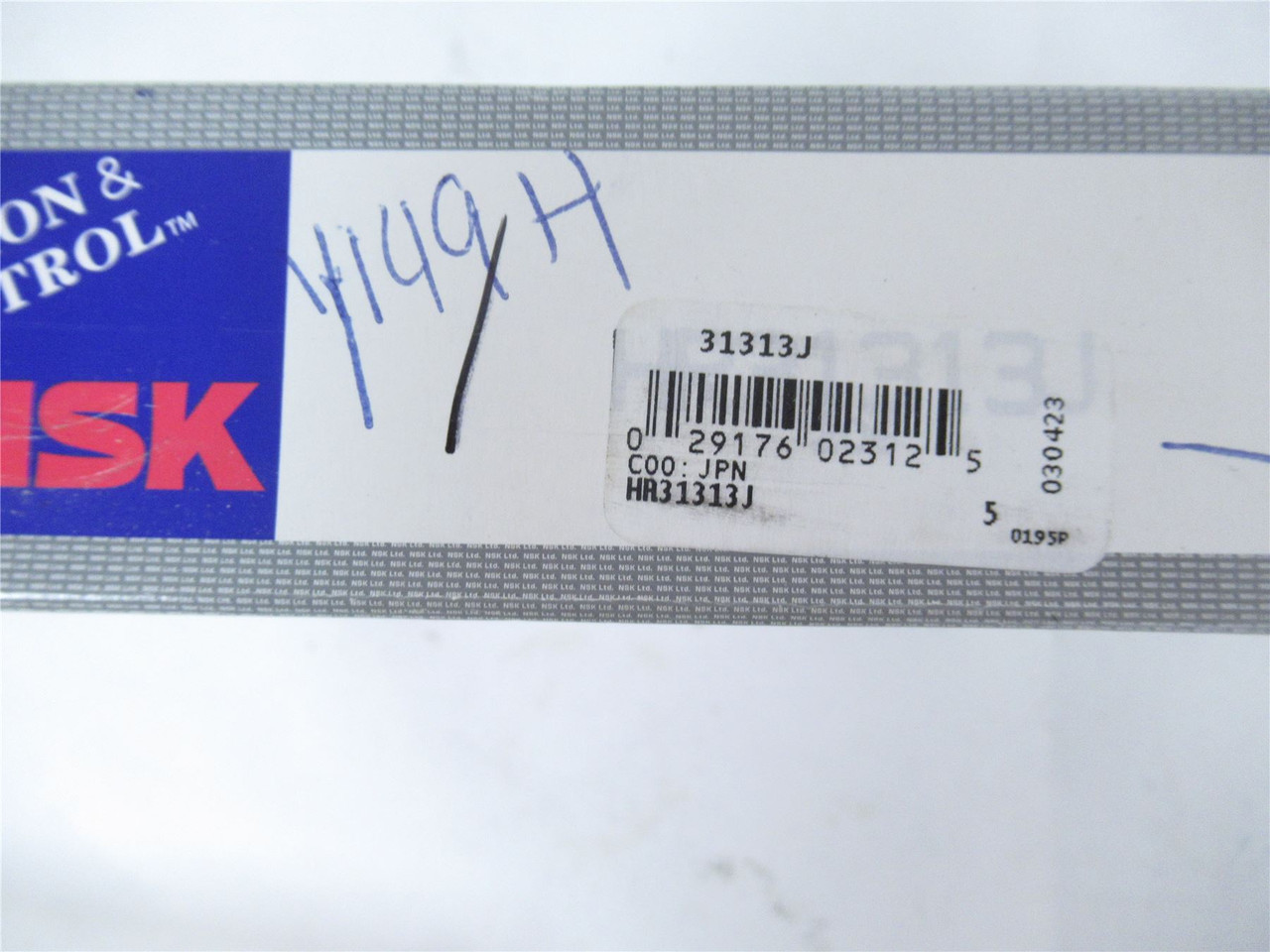 NSK 31313J; Tapered Roller Bearing cone & cup 65x140x36mm