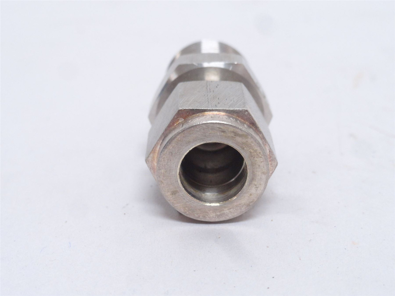 Brennan N2404-06-06-SS; Tube Adapter; SS; 3/8" Tube x 3/8NPT