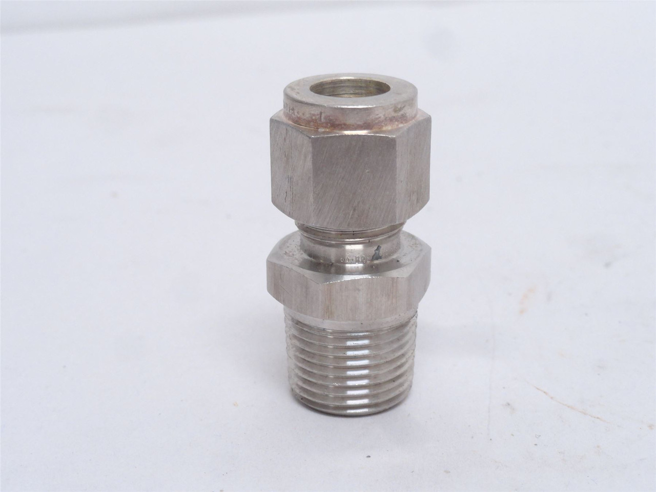 Brennan N2404-06-06-SS; Tube Adapter; SS; 3/8" Tube x 3/8NPT