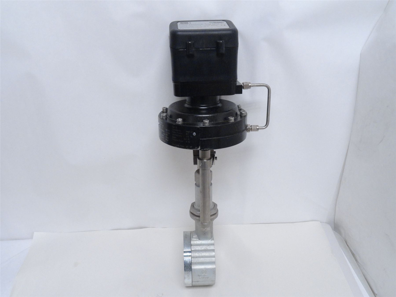 Schubert-Salazar 8021; High Temp Sliding Gate Valve Size: 2"
