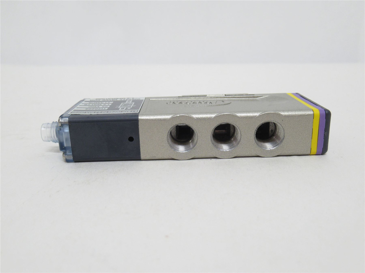 Nordson 1120205; Solenoid Valve; 2.7-6.2BAR; 24VDC