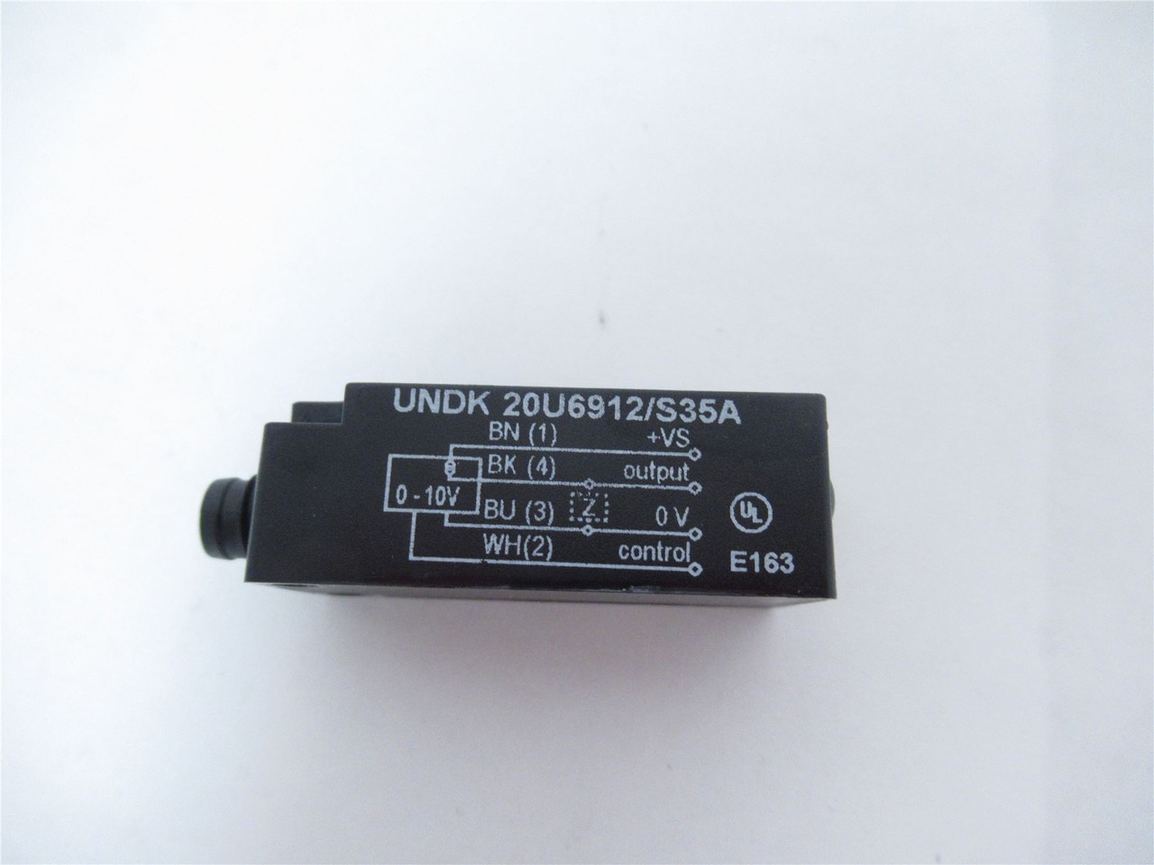 Baumer UNDK 20U6912/S35A; Ultrasonic Distance Sensor