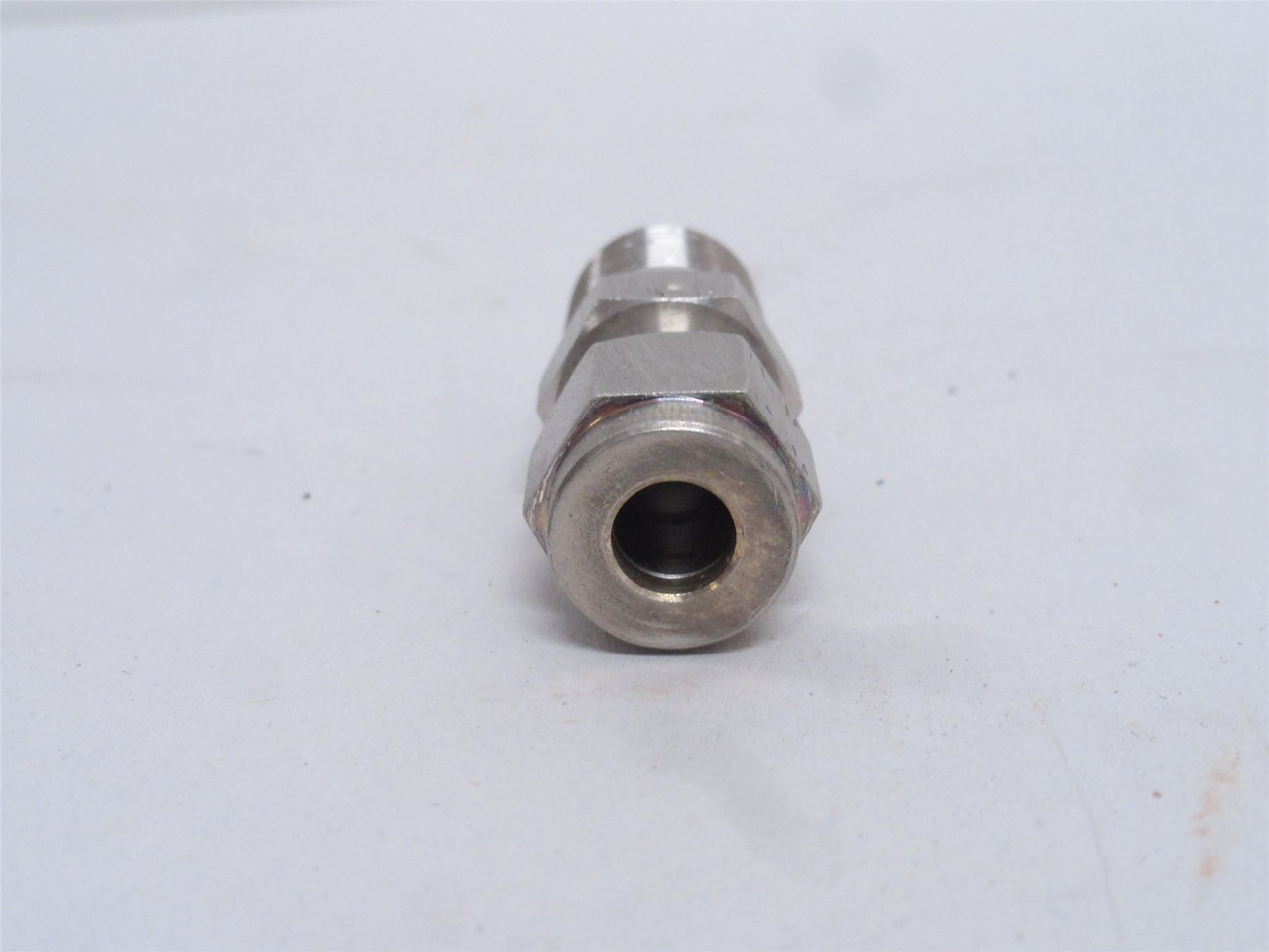 Brennan N2404-04-04-SS; Tube Adapter; SS; 1/4" Tube x 1/4NPT
