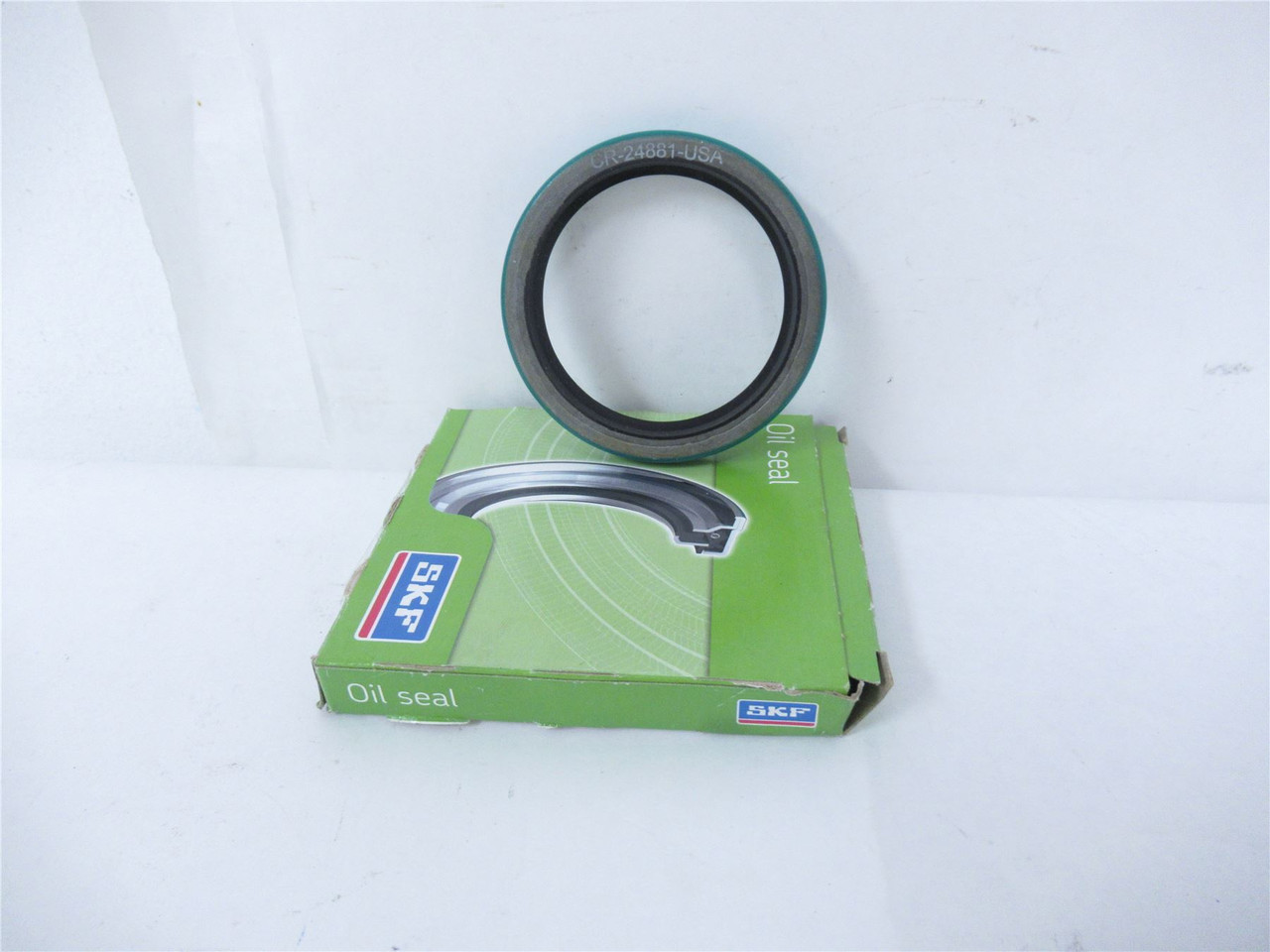 SKF 24881; Oil Seal 2.5"ID x 3.189"OD x .438"W