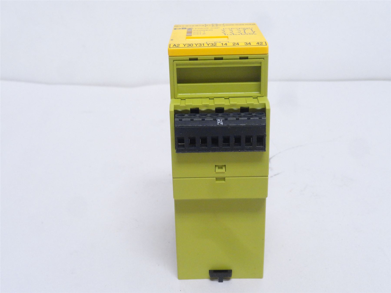 Pilz PNOZ X3P; Safety Relay 777310; 240VAC; Coil 24VDC