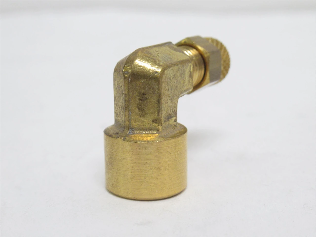 Videojet 206318; Lot-2 Elbow Fittings 90Deg; 1/8 Tube; 1/8NPT