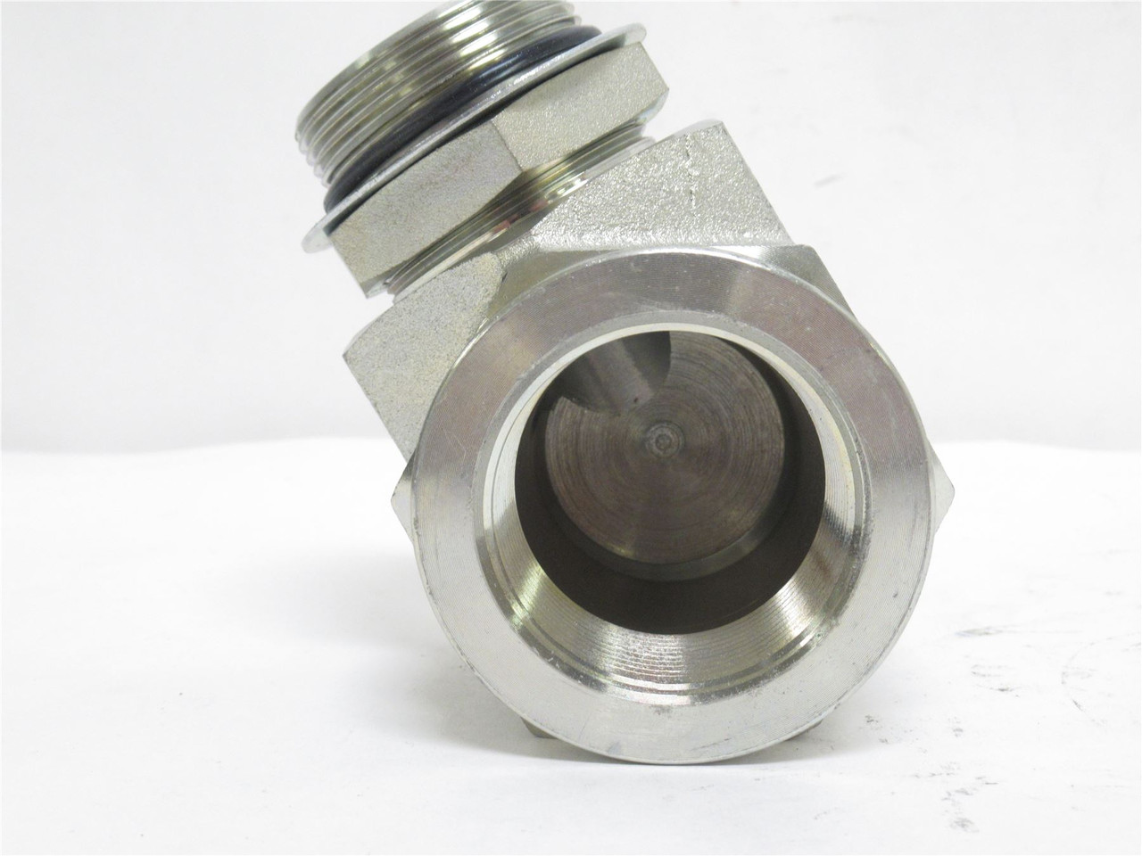 Brennan 6805-24-24-NWO-FG; Elbow 90Deg 1-1/2 x 1-1/2 BOSS
