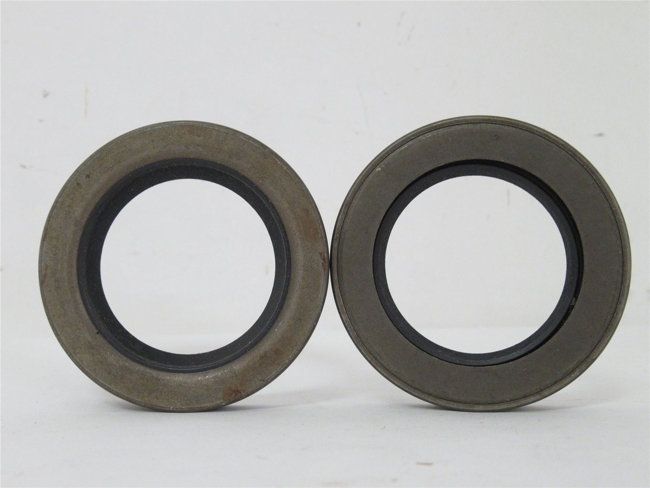 National 50280 S; Lot-2 Oil Seal; 2.760"OD; 1.750"ID; 0.50"W