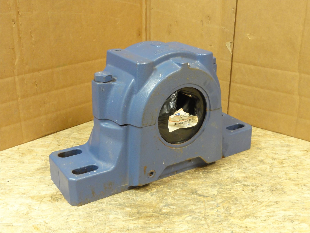 SKF SAF-522; Split Pillow Block Housing; Cast Iron