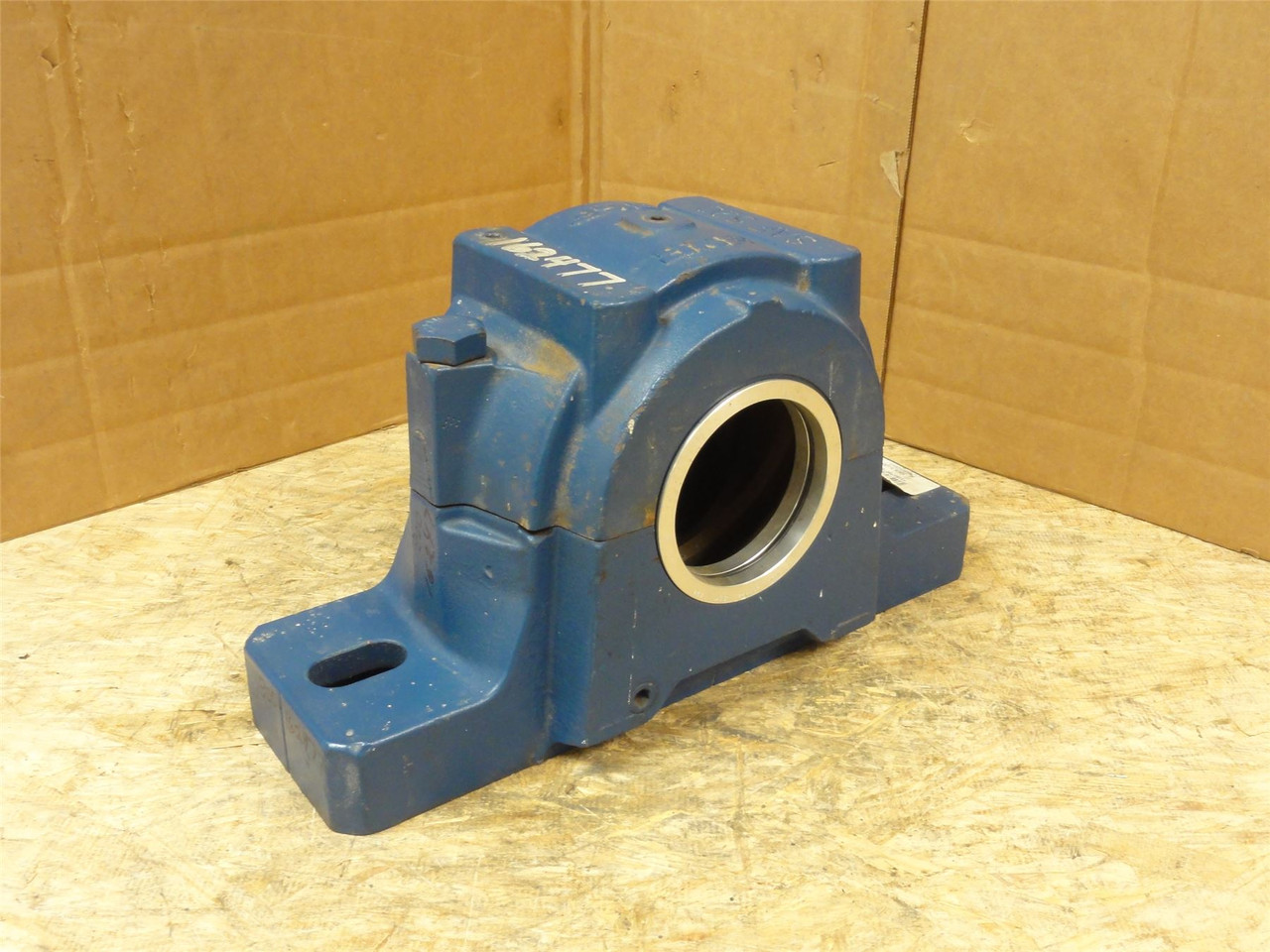 SKF SAF-520; Split Pillow Block Housing; Cast Iron