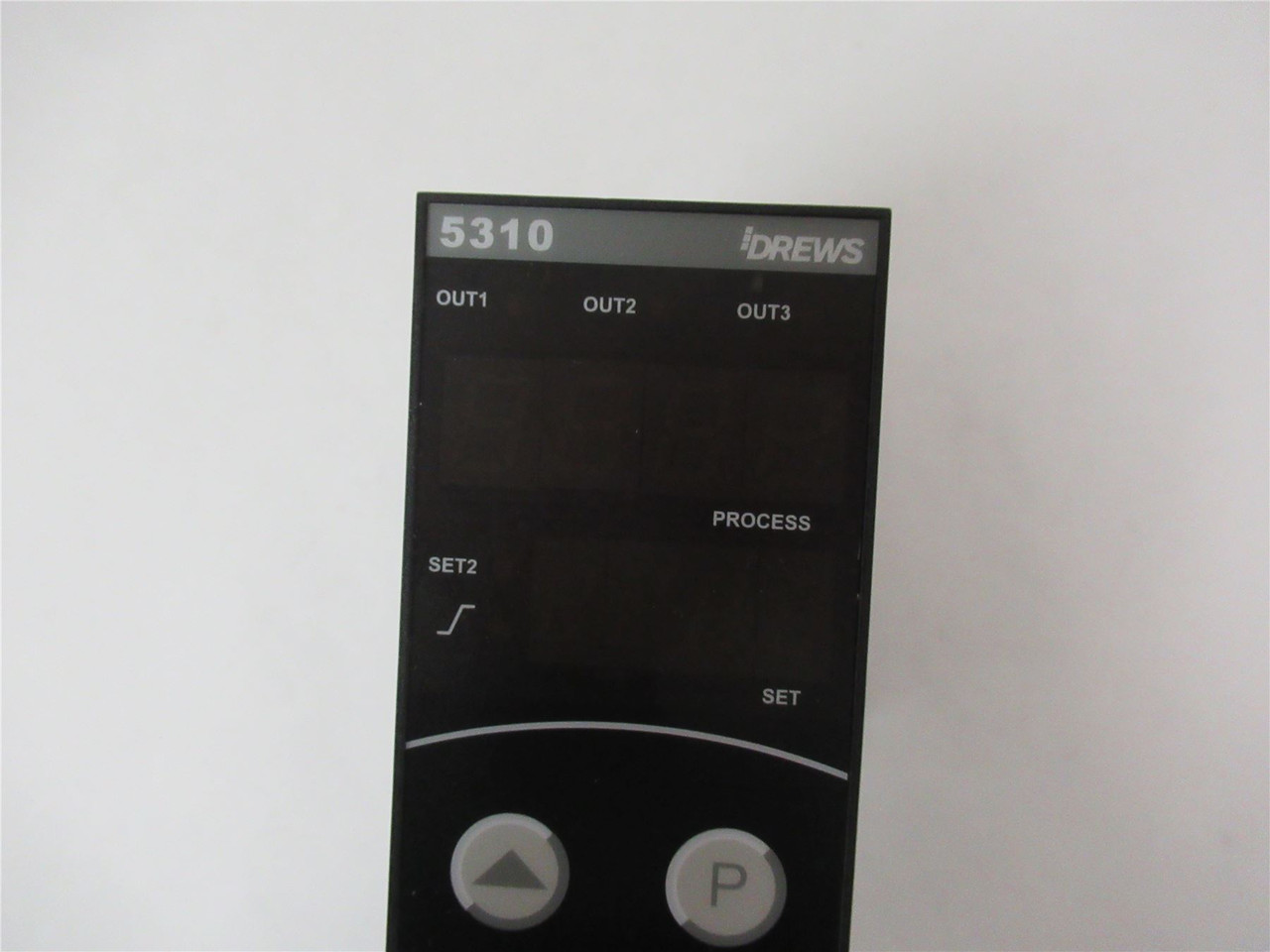 iDrews 5310-10-0-111-8-00; Temperature Controller 24VDC