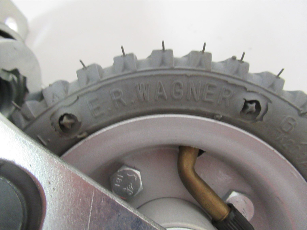 Ultrasource B024/027; Wheel Front