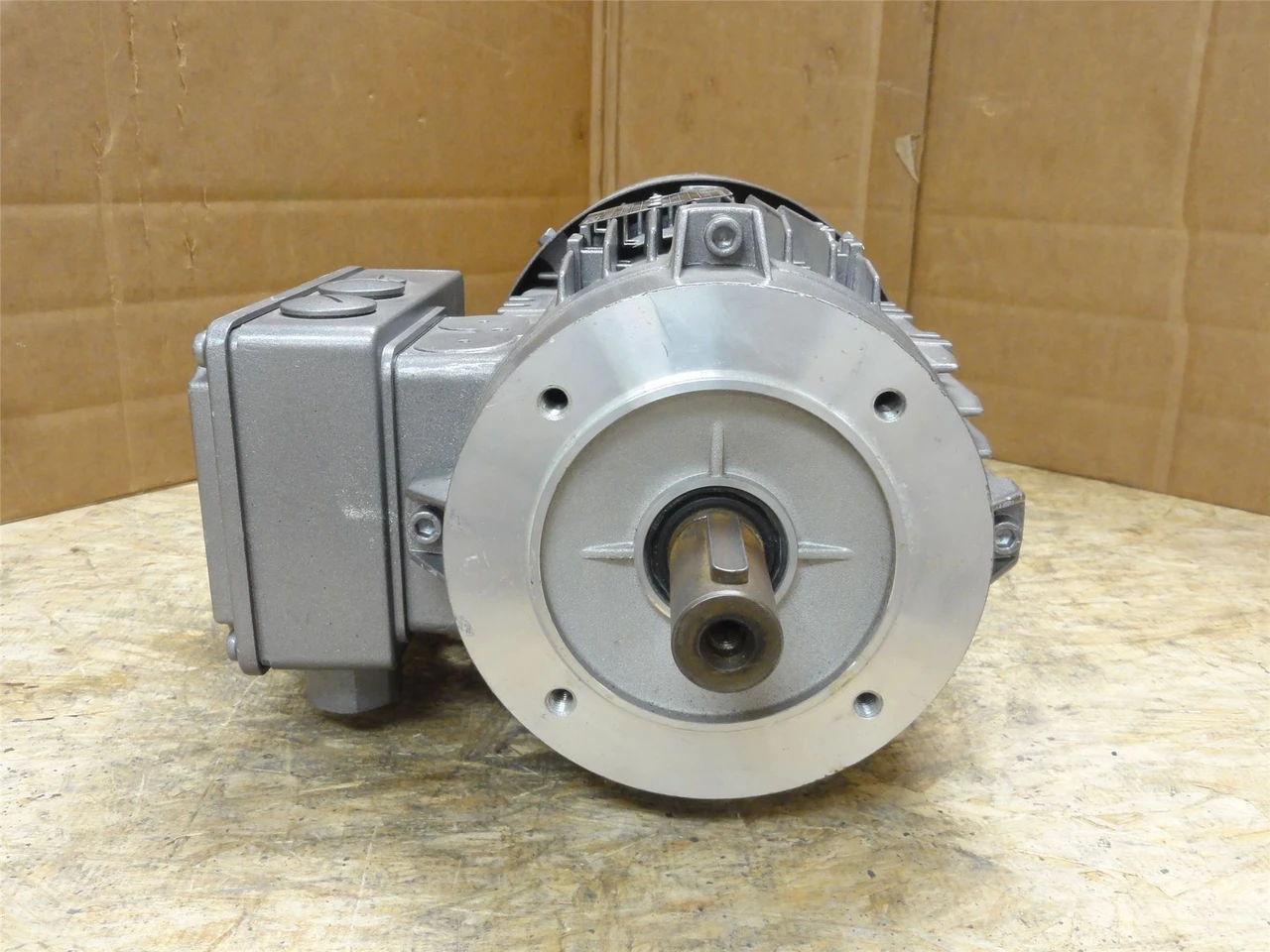 Nord SK90S/6 CUS BRE20 HL RG; Brake Motor; 1HP; 230/460VAC