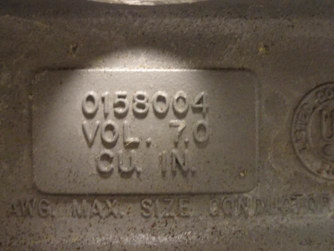 Killark OT-2; Conduit Body w/Cover; 3/4" Hub Size