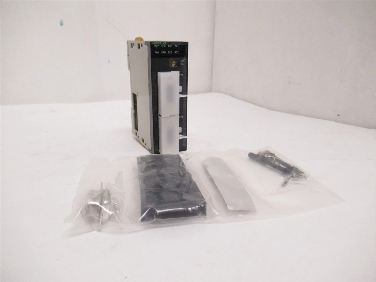 Omron CJ1W-SCU21-V1; PLC Expansion Module Bus Unit